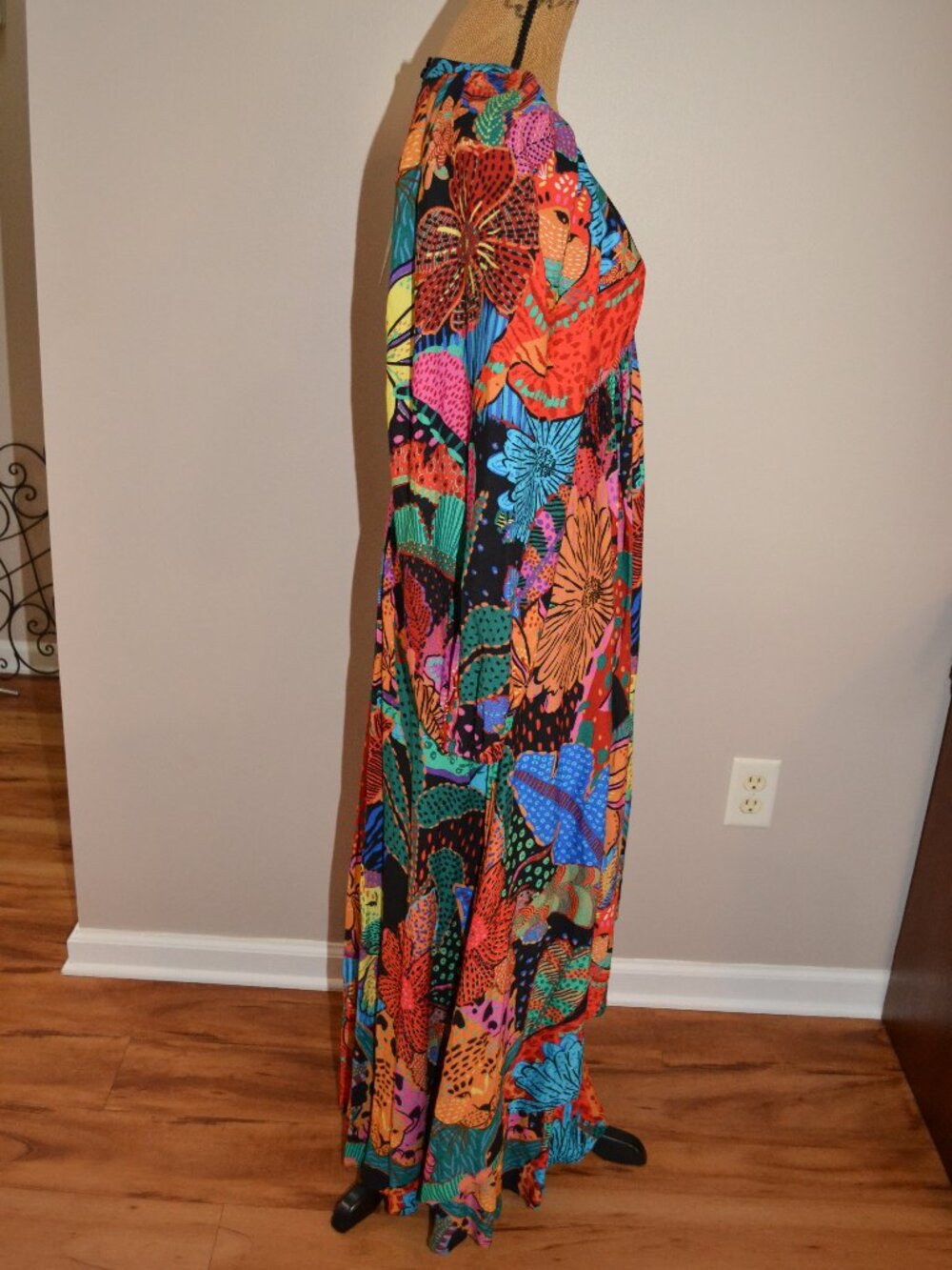 NWT Farm Rio Bobo Tropical Cool Leopards Maxi Dress Size Small Cutout Back $245 - Picture 9 of 14